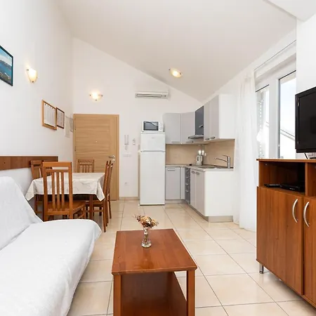Crnekovic V Apartment Baska (Krk)
