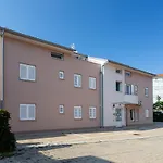 Crnekovic V Apartmán *